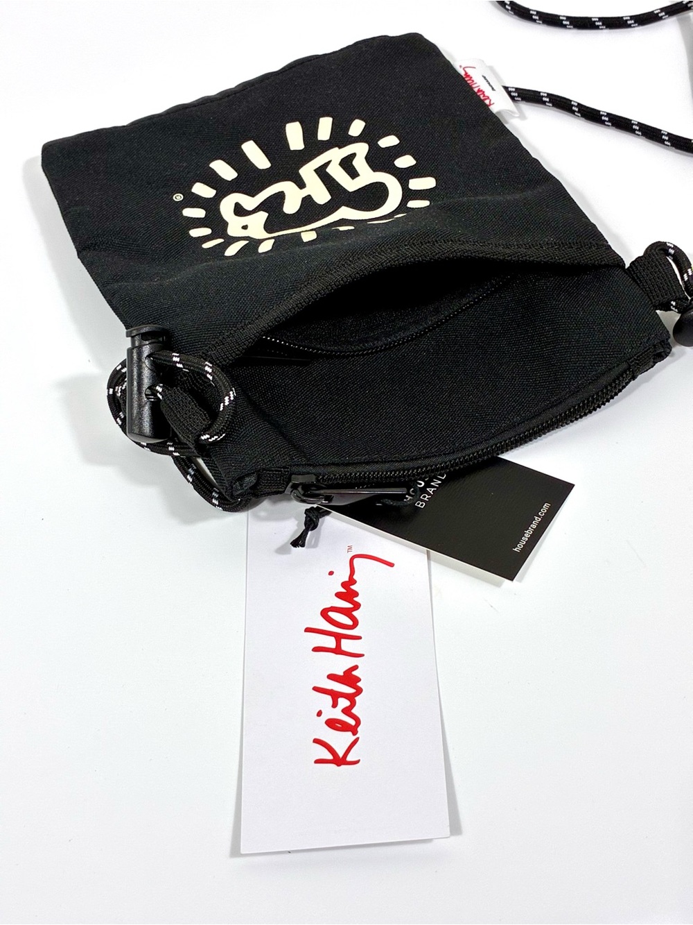 Keith Haring Radiant Baby Black Crossbody Pouch Bag NWT Festival Utility Travel - Picture 4 of 10